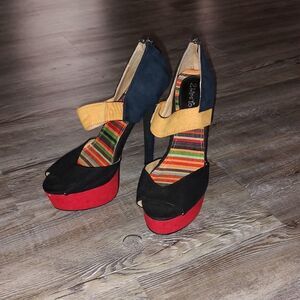 2 Lips Too navy black red tan "Too Shady" platform heels Sz 8